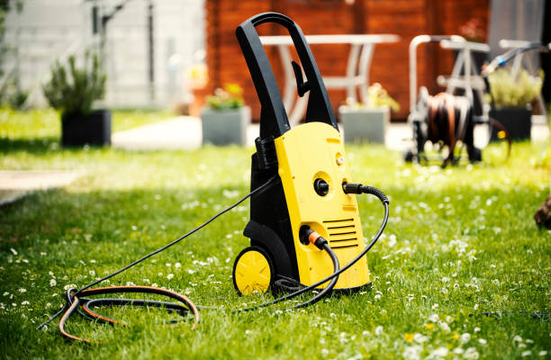Best Pool Deck Cleaning  in West Baraboo, WI